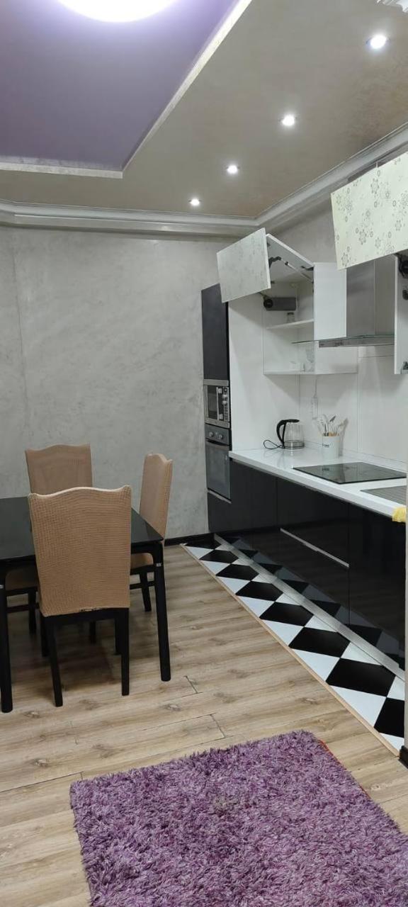 Nurly Tau 2Room Apartments Алматы Экстерьер фото